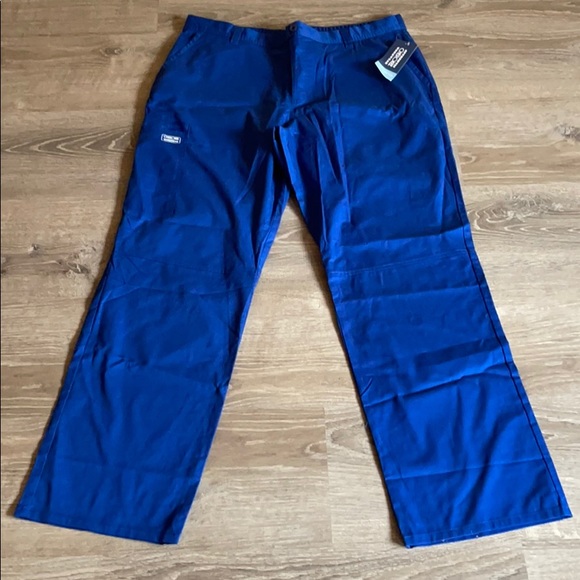 Men’s Cherokee Cargo Scrub Pants